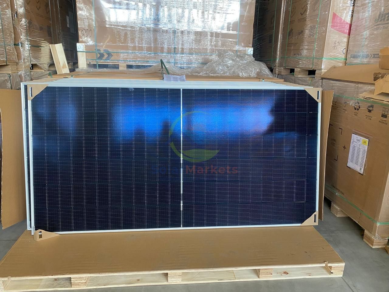 Сонячна панель Jinko Solar JKM590N-72HL4-BDV Silver Frame Bifacial JKM590N-72HL4-V фото